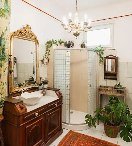 Lägenhet Theatre Art